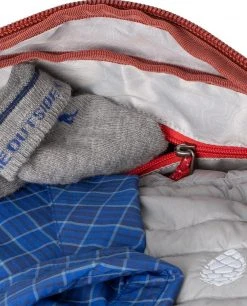 Stio Basin XT Duffel 55L -Stio Sales Shop Basin XT Duffel 55l Russet Brown Detail Interior Zippered Pocket c473197c 99c4 425a 91c4 91cb0f0df6da