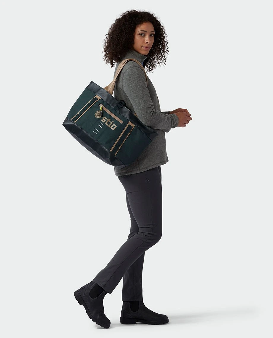 Stio Basin XT CarryAll 25L 15 Stio Basin XT CarryAll 25L - Image 15