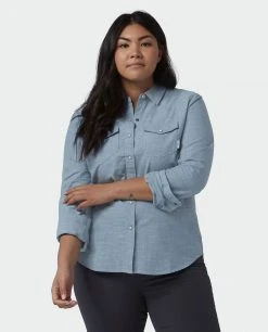 Stio Women's Ashton Chambray Shirt -Stio Sales Shop W Ashton Chambray Shirt Light Chambray Alt 1