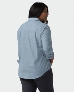 Stio Women's Ashton Chambray Shirt -Stio Sales Shop W Ashton Chambray Shirt Light Chambray Alt 3