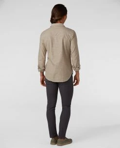 Stio Women's Ashton Chambray Shirt - Past Season -Stio Sales Shop W Ashton Chambray Shirt Rodeo Dust 4 5a229875 64f6 4c24 b47e e42d296a1a5a