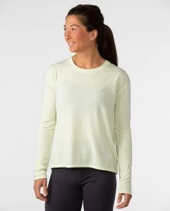 Stio Women's Divide Shift Shirt LS -Stio Sales Shop W Divide Shift Shirt LS Honey Dew 1