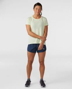 Stio Women's Divide Shift Shirt SS 28 Stio Women's Divide Shift Shirt SS -Stio Sales Shop W Divide Shift Shirt SS Honey Dew 3